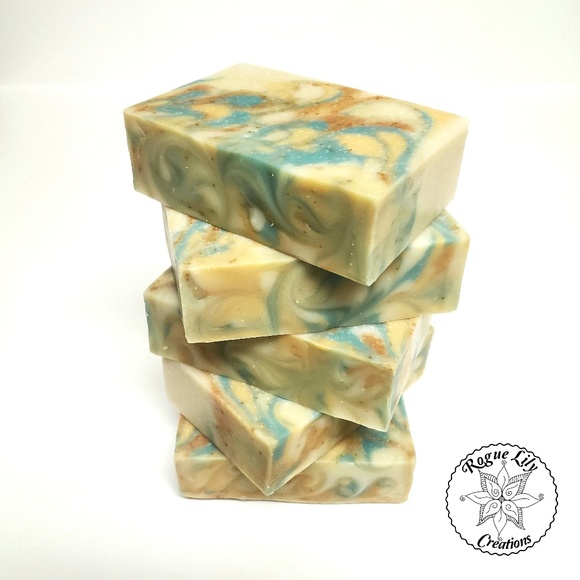 Artisan Clay Soap: Tropical Escape SOLD OUT - Picture 2 of 3